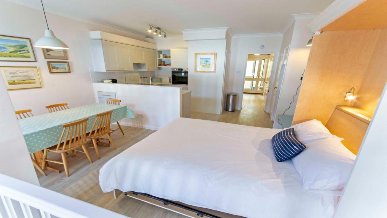 קרויד Clifton Court Apt 16 With Indoor Heated Pool & Sea Views מראה חיצוני תמונה